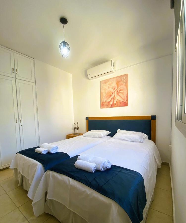 Penny'S Kato Paphos Apartment Extérieur photo
